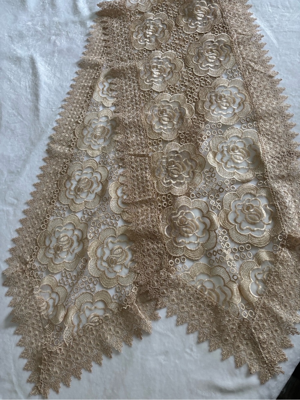 Vintage table runner - Picture 12 of 13